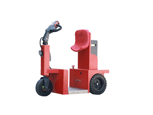 Z-J15（站駕式電動牽引車）